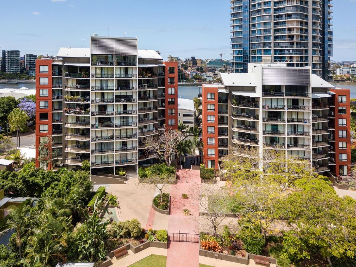 The Docks On Goodwin Aparthotel Brisbane Exteriör bild