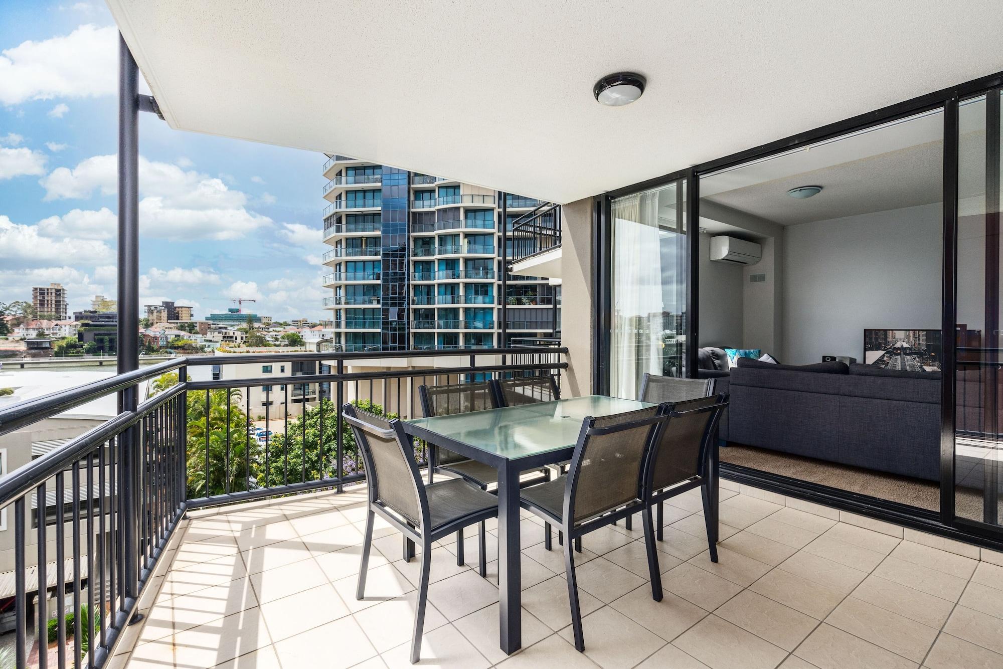 The Docks On Goodwin Aparthotel Brisbane Exteriör bild