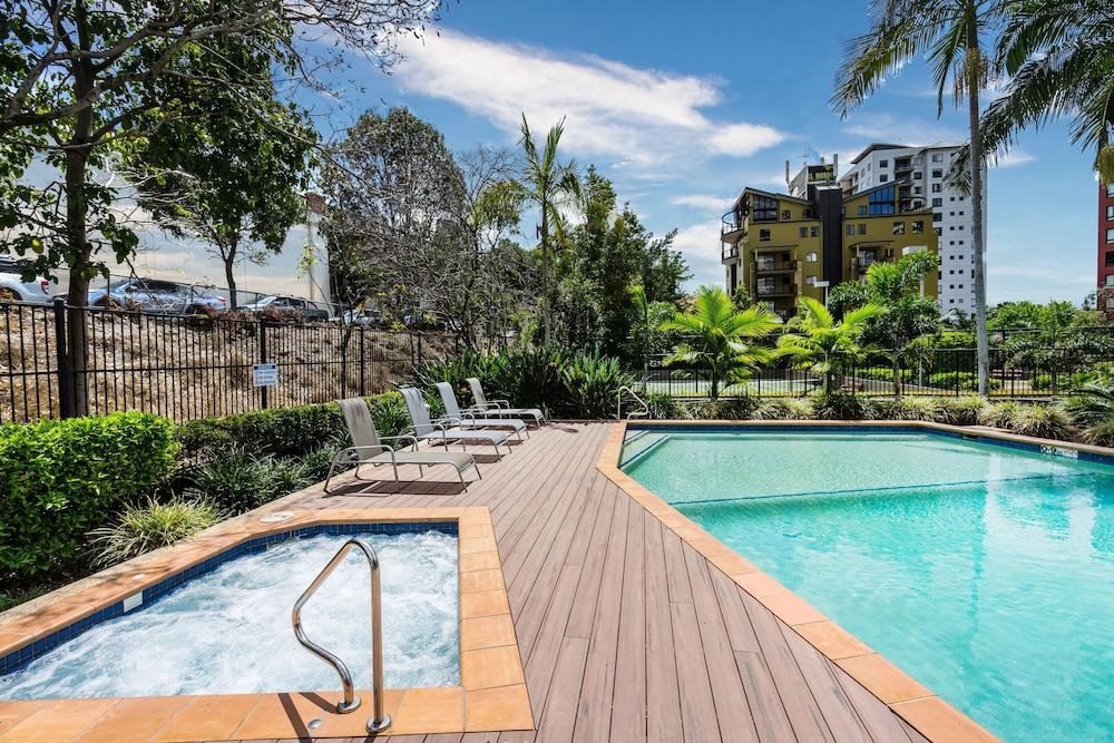 The Docks On Goodwin Aparthotel Brisbane Exteriör bild